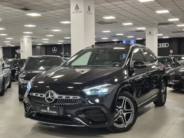 Mercedes-Benz GLA 180