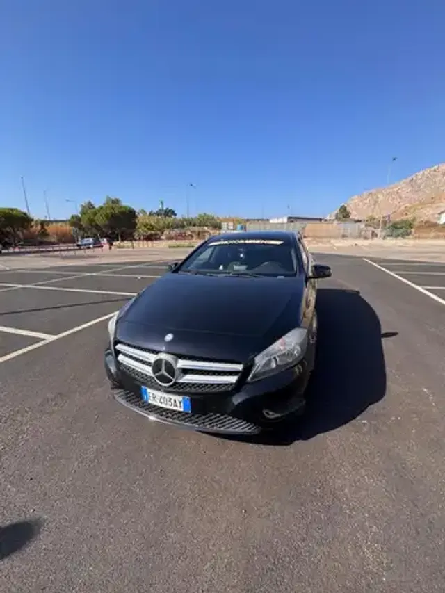 Mercedes-Benz A 180