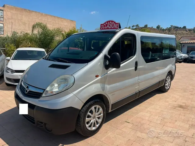 Opel Vivaro 2ª serie
