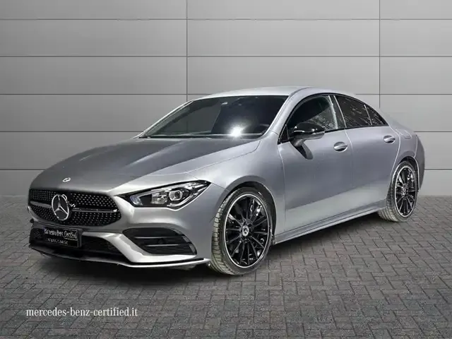 Mercedes-Benz CLA 200
