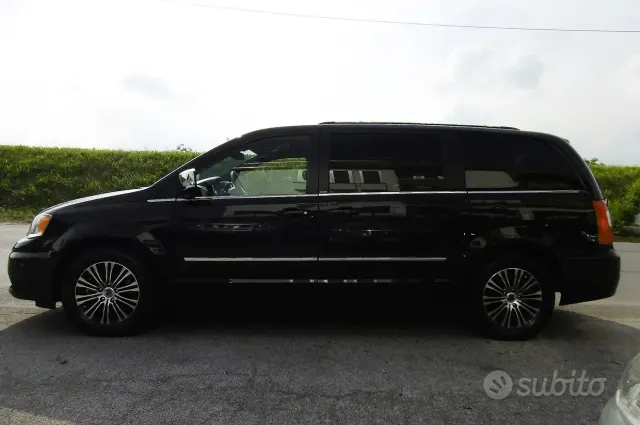 Lancia Voyager