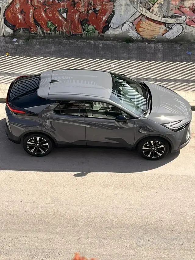Toyota C-HR (2023-->)