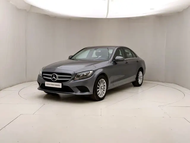 Mercedes-Benz C 180
