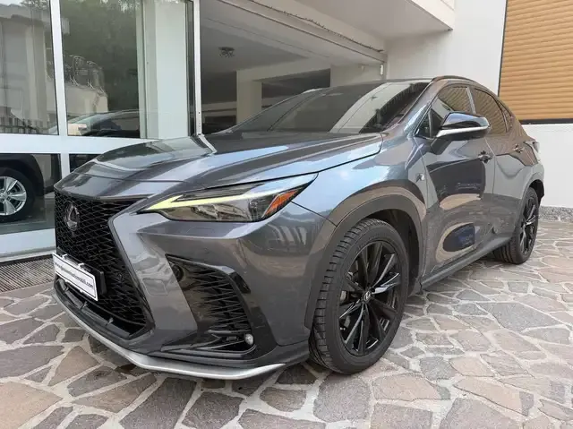 Lexus NX 450h+