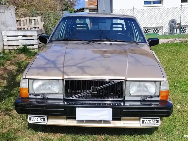 Volvo 740
