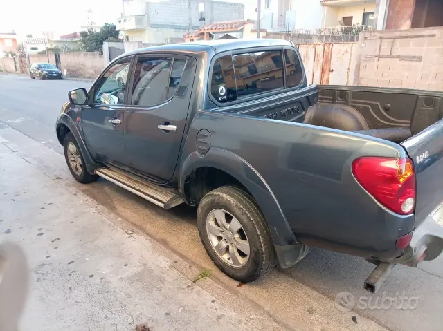 Mitsubishi L200 (2006-2015)