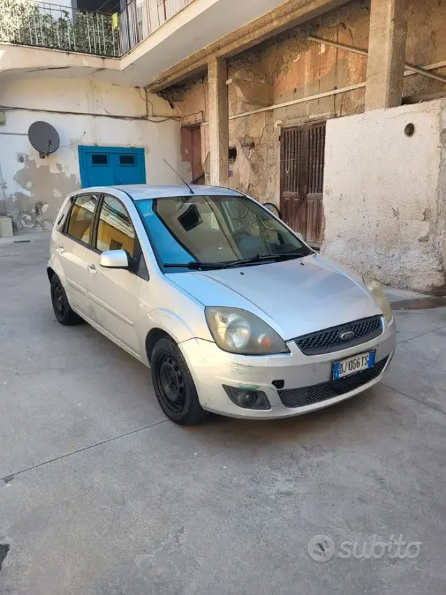 Ford Fiesta 5ª serie