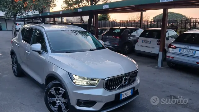 Volvo XC40 (2017-->)