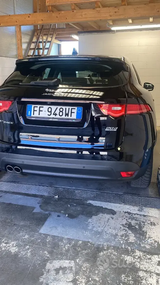 Jaguar F-Pace (X761)