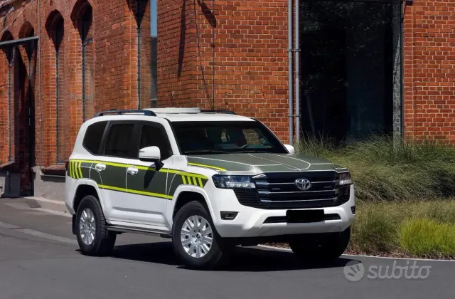 Toyota Land Cruiser