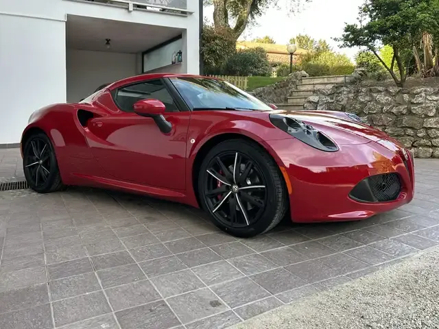 Alfa Romeo 4C