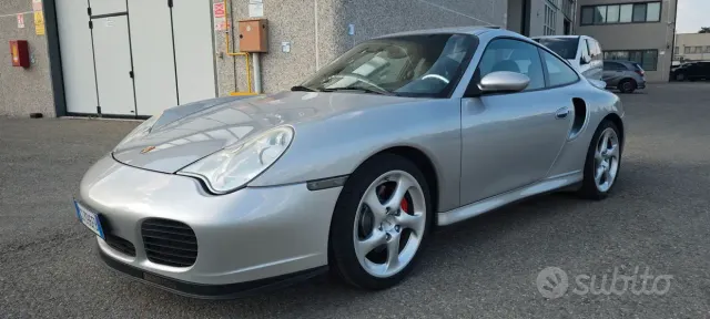 Porsche 911 (996)