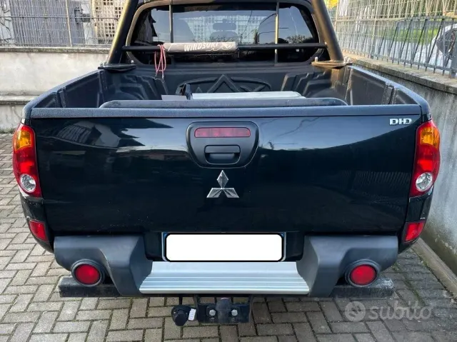 Mitsubishi L200 (2006-2015)
