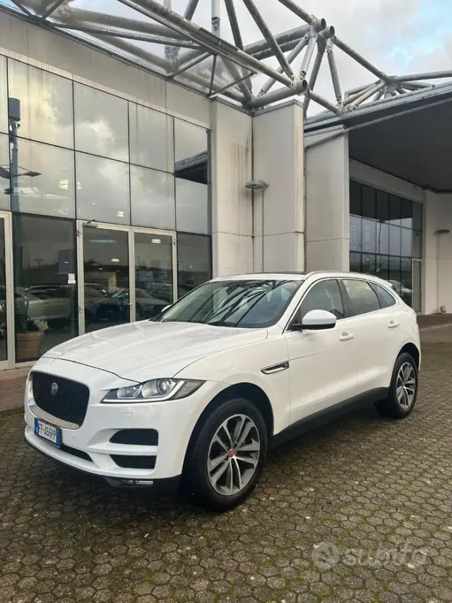 Jaguar F-Pace (X761)