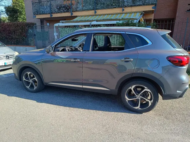 MG HS (2022-->)