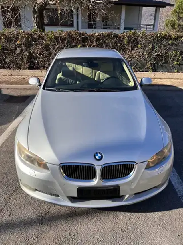 BMW 325