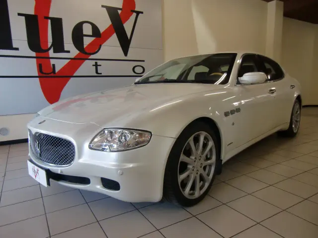 Maserati Quattroporte