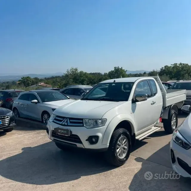 Mitsubishi L200 (2006-2015)