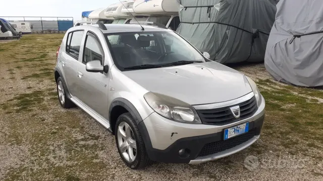 Dacia Sandero 1ª serie