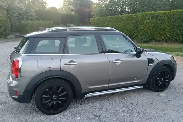MINI Cooper D Countryman