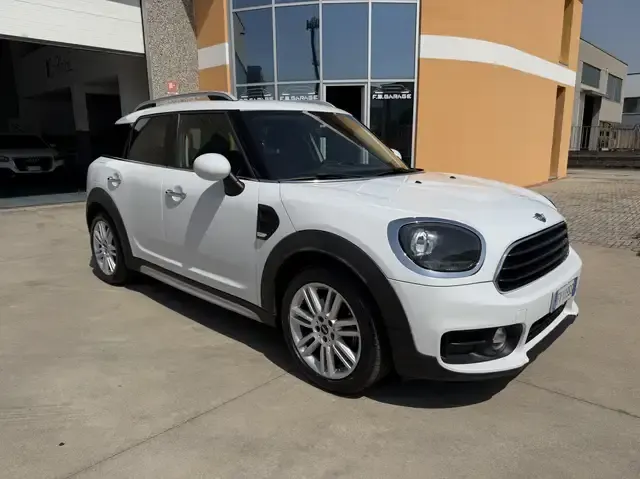 MINI Cooper D Countryman