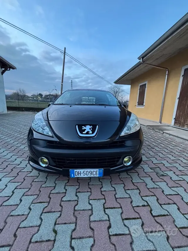 Peugeot 207