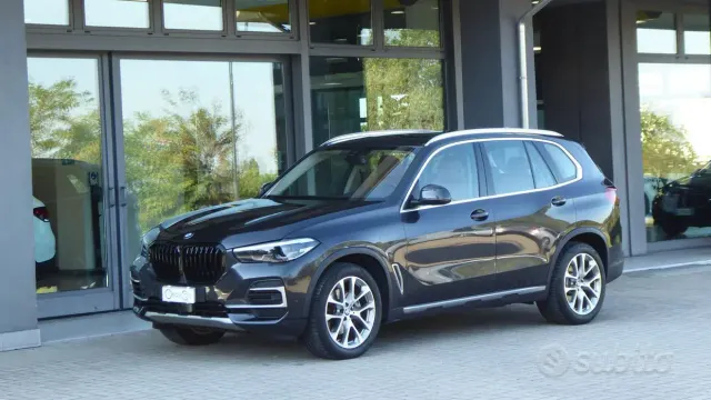 BMW X5 (G05/F95)