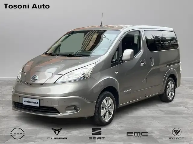 Nissan Evalia