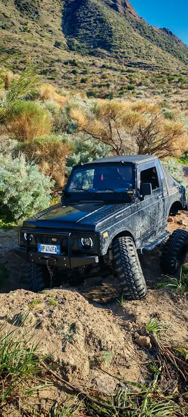 Suzuki Samurai