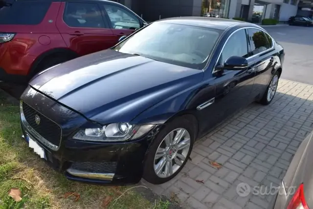 Jaguar XF 2ª serie (X260)