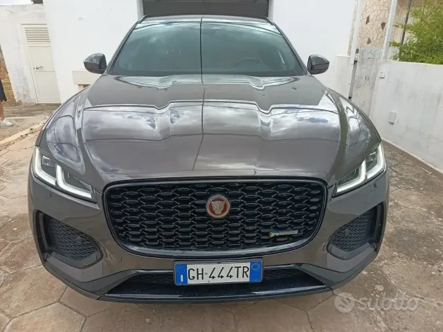 Jaguar F-Pace (X761)