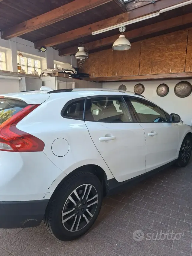 Volvo V40 CC (2012-2020)