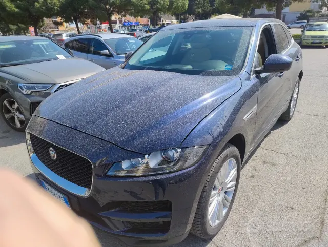 Jaguar F-Pace (X761)