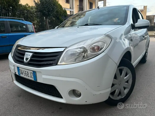 Dacia Sandero 1ª serie
