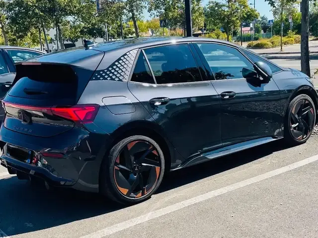 Cupra Born