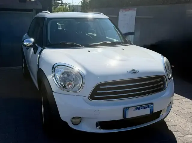 MINI One D Countryman