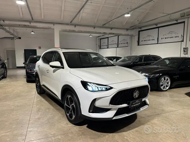 MG HS (2022-->)