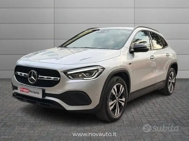 Mercedes-Benz GLA (H247)