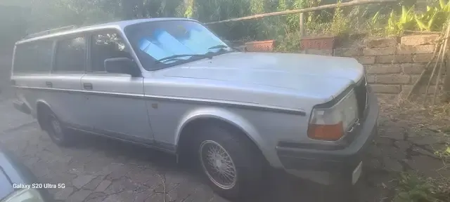Volvo 245