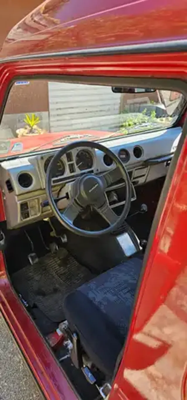 Suzuki SJ 413