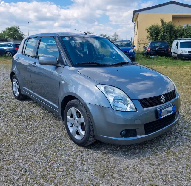 Suzuki Swift (2005-2010)