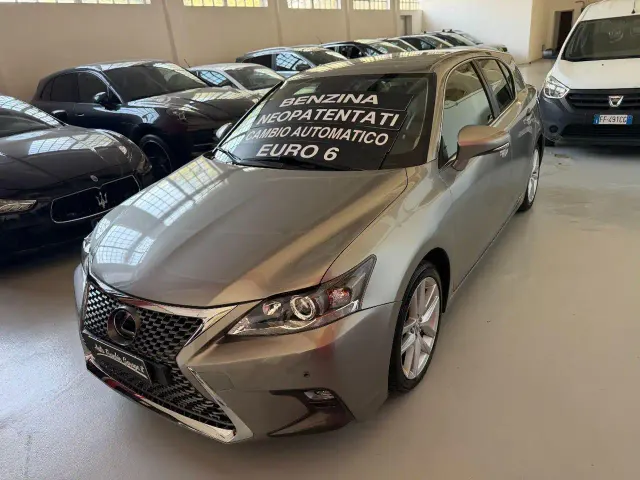 Lexus CT 200h