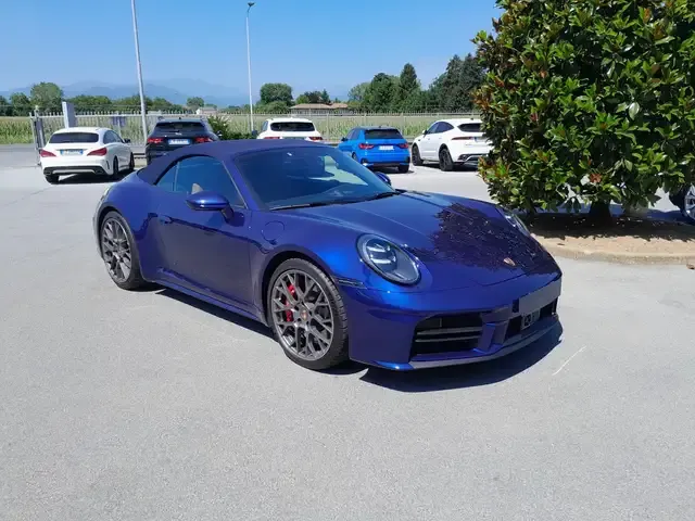 Porsche 992