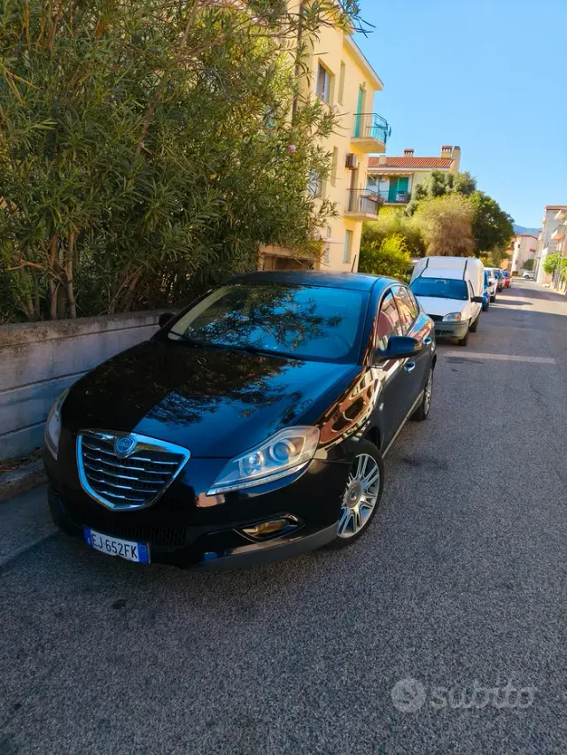 Lancia Delta (2008-2015)