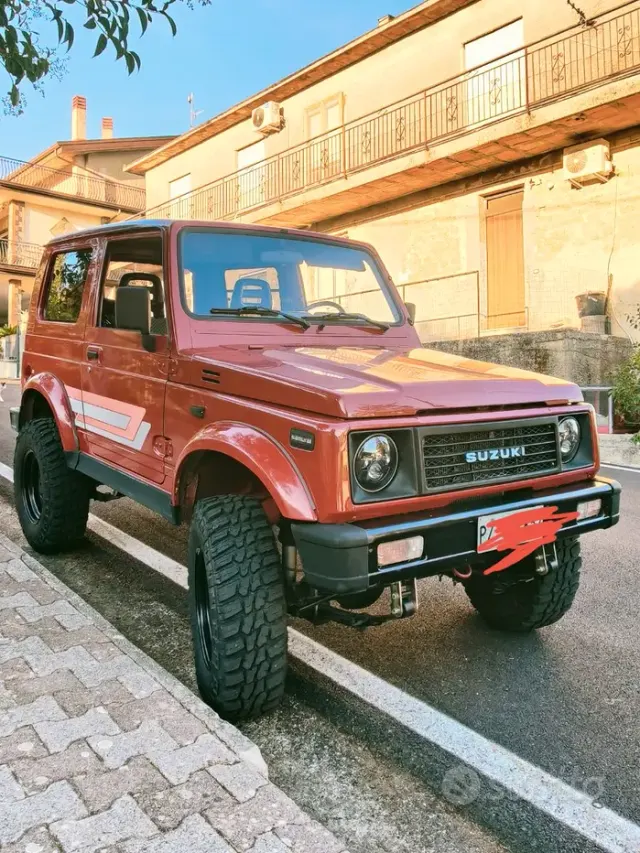 Suzuki Samurai