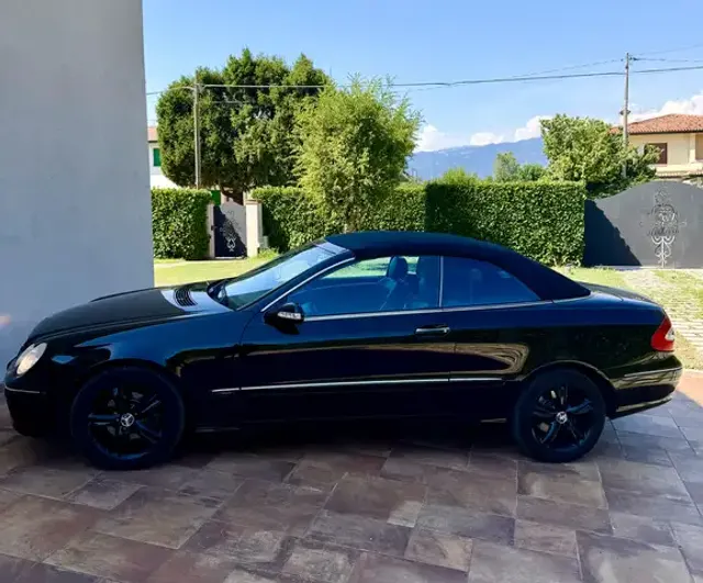 Mercedes-Benz CLK 200