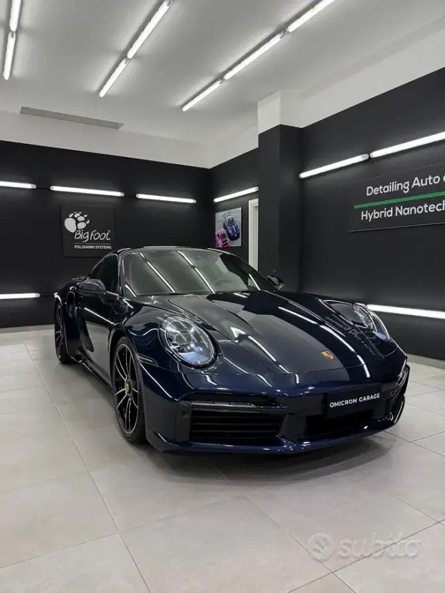 Porsche 911 (992)