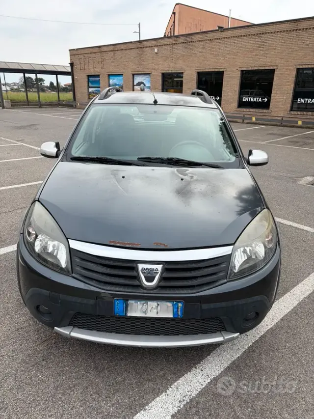 Dacia Sandero 1ª serie