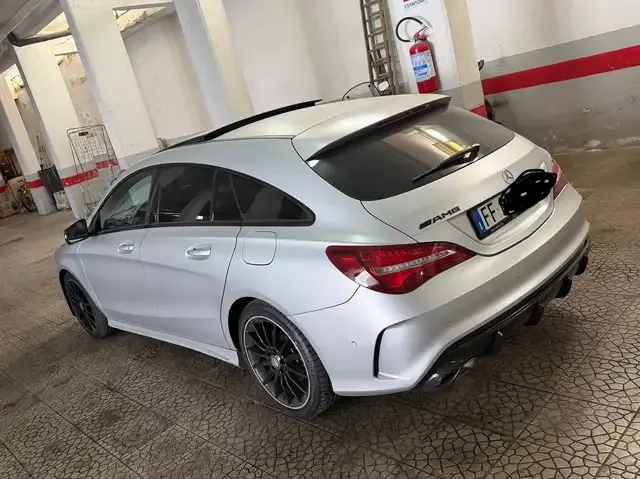 Mercedes-Benz CLA 220