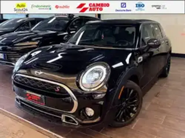 MINI Cooper Clubman